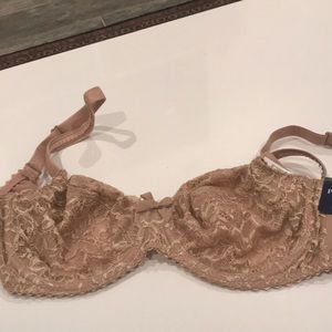 Bra by PrimaDonna Size 32E beige lace